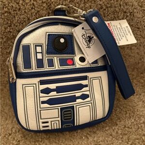 Disney Parks R2-D2 Loungefly Wristlet NWT Star Wars